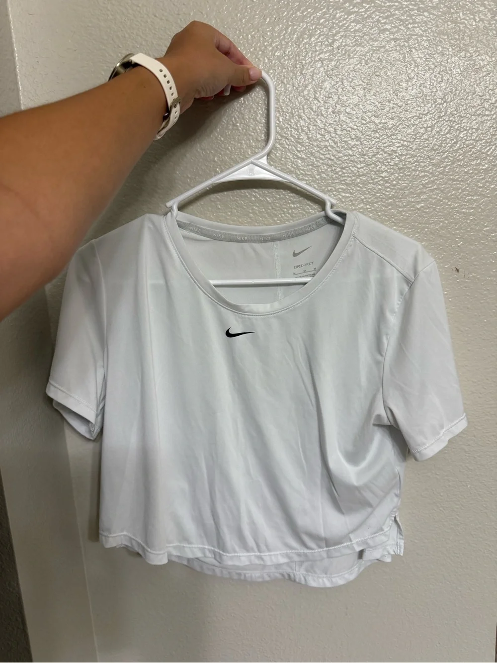 Nike White Cropped Dri-FIT Short Sleeve Tee